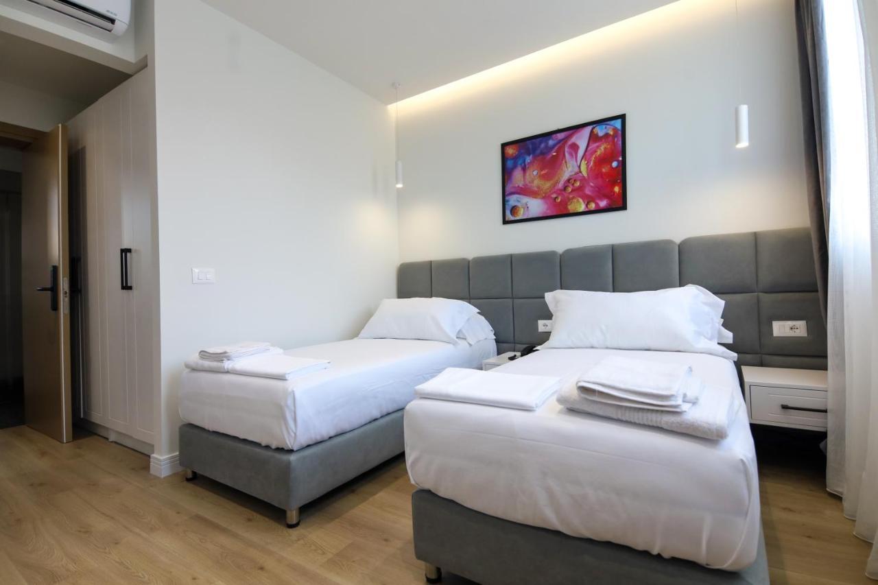 N Center By Noshi Hotell