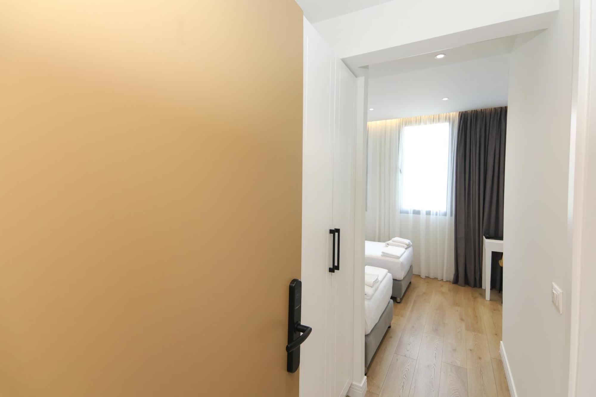 N Center By Noshi Hotell